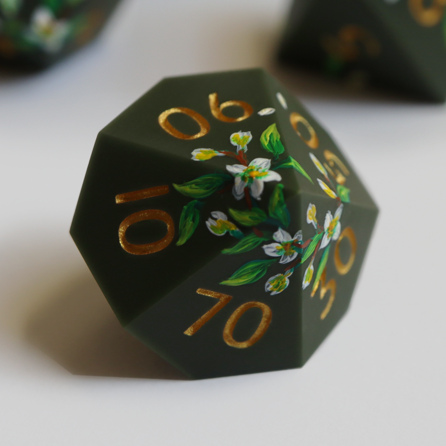 Wallflower - hand-painted & handmade sharp edge 7 piece dice set